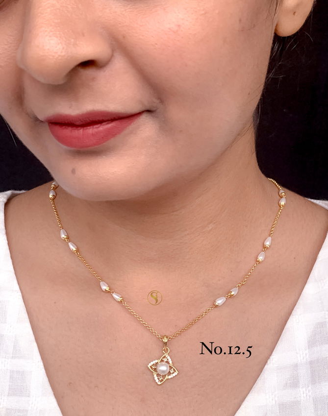 17 AD Diamond Fancy Pendant Chain Wholesale Price In Surat
